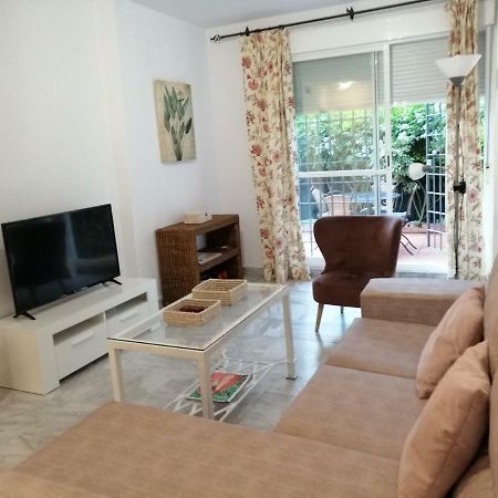 Apartamento Puerto Banús Marbella Bagian luar foto