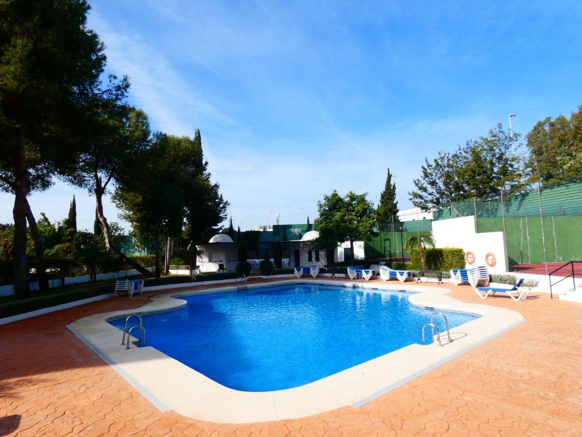 Apartamento Puerto Banús Marbella Bagian luar foto