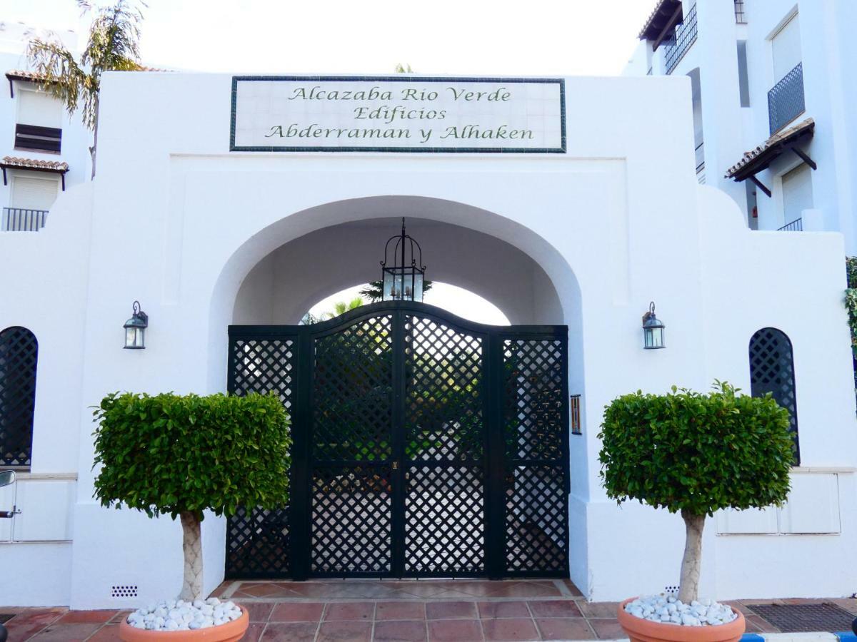 Apartamento Puerto Banús Marbella Bagian luar foto